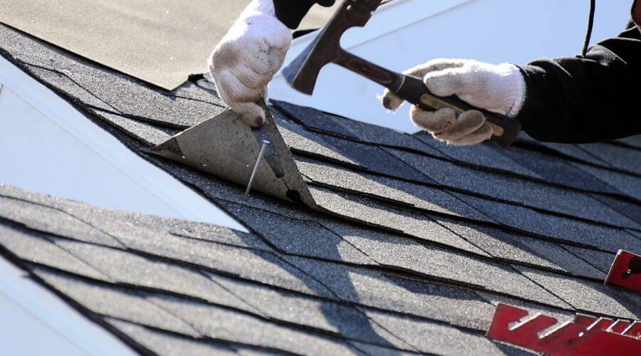 Expert Emergency Roof Repairs services in Raymond, IL